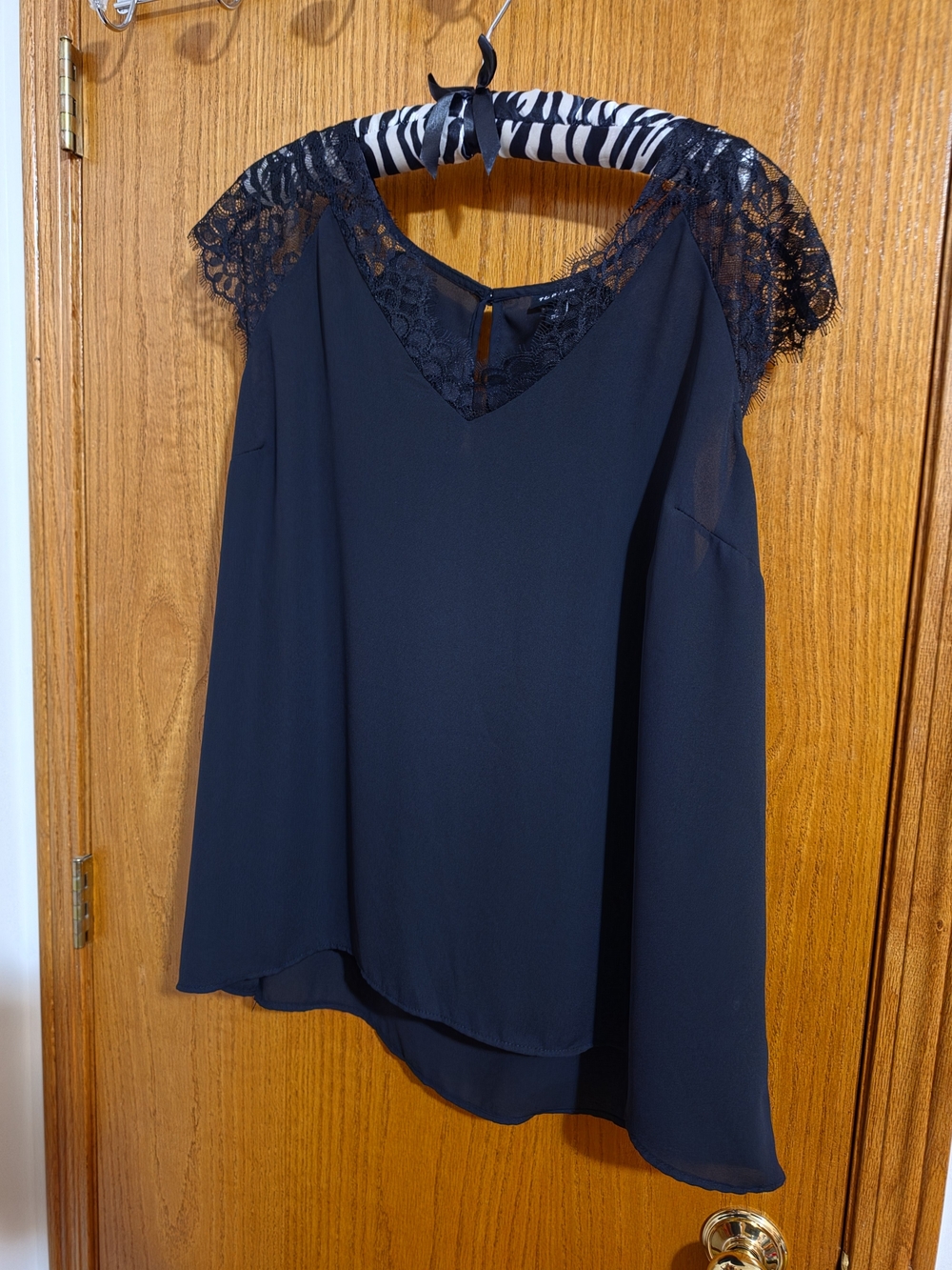 Torrid Black Lace Sleeveless Top